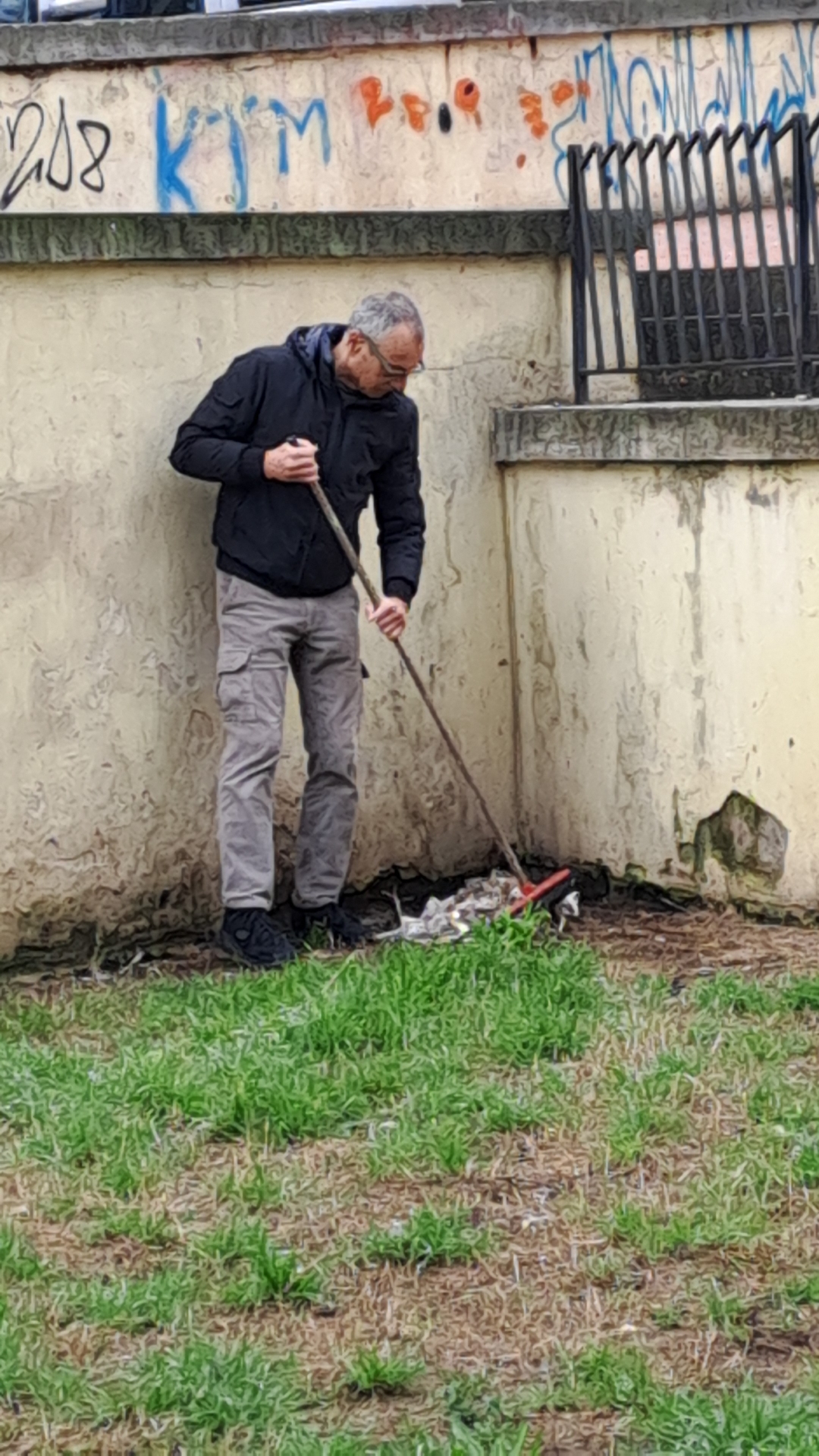 Insegnamo Cura e Rispetto del verde urbano